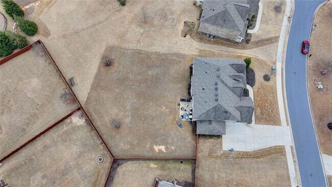 Building Photo - 5525 Nesmith Ct