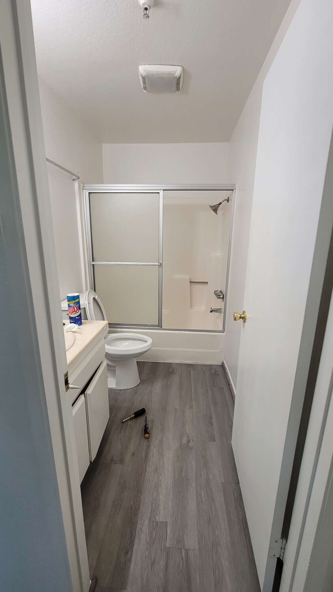 Building Photo - 14324 Lemoli Ave