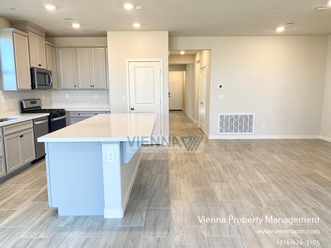 Building Photo - 7441 Moon Dream Wy