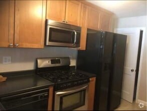 Building Photo - 8530 Drumwood Rd