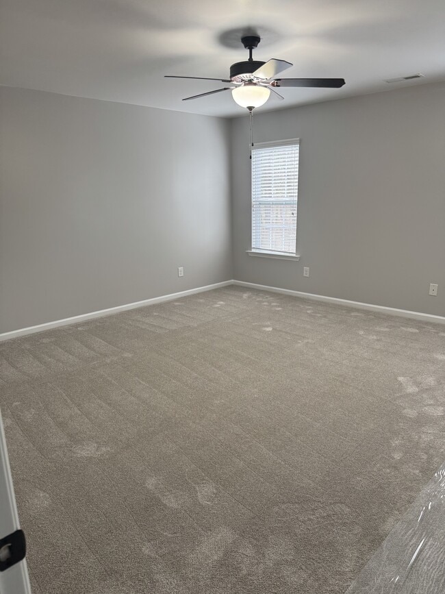 Building Photo - 617 Rockland Dr