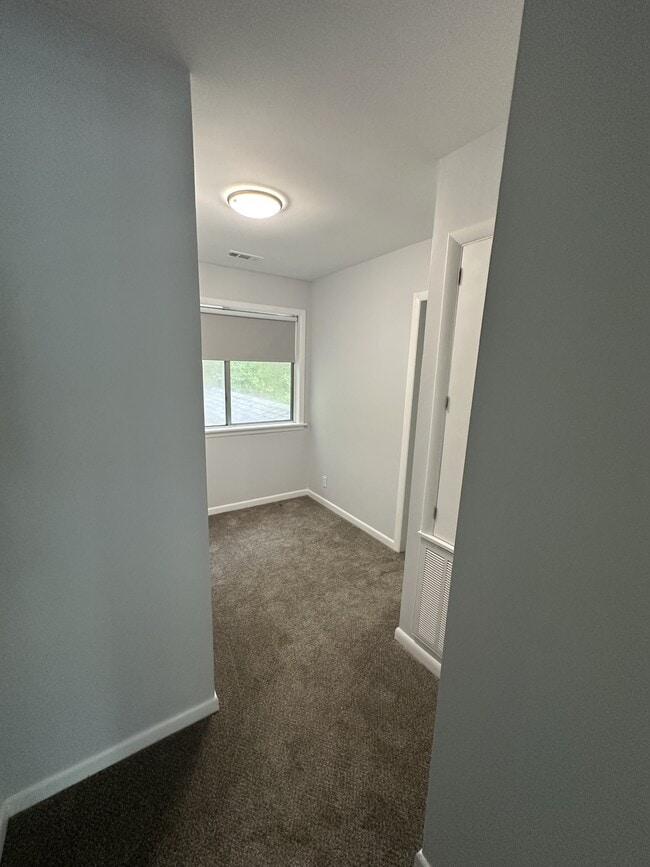 Building Photo - 112 Choctaw Dr