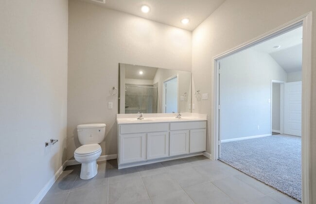 Building Photo - 7106 Emerald Valley