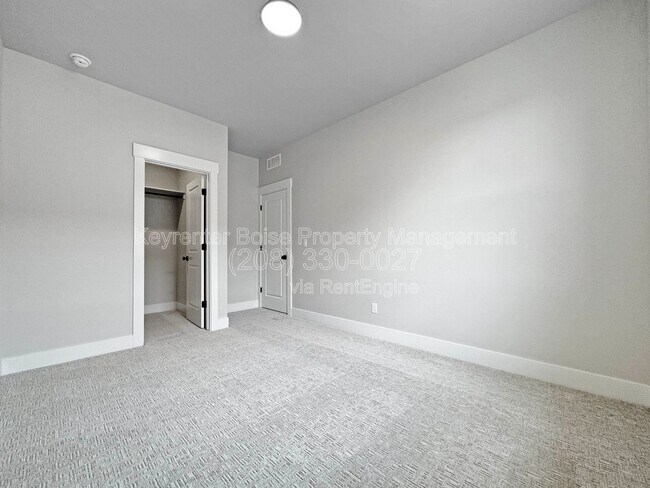 Building Photo - 160 S Koyukuk Ave