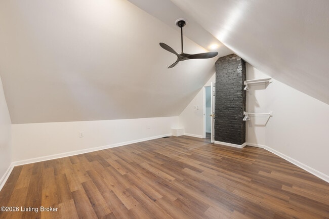 Building Photo - 1820 Sherwood Ave