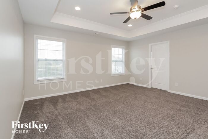 Building Photo - 107 E Americana Dr
