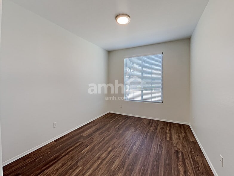 Building Photo - 1838 N 212th Ln