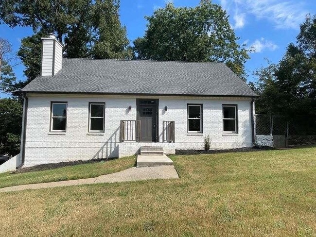 Primary Photo - 759 Brownlee Ln