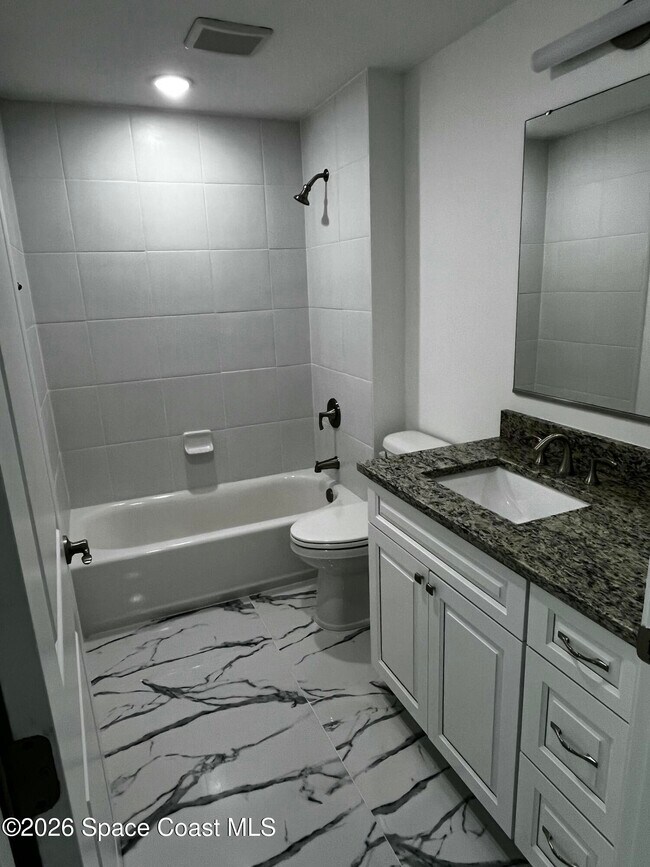 Building Photo - 735 Pilot Lane