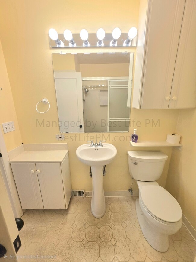 Building Photo - 4526 NE 77th Ave