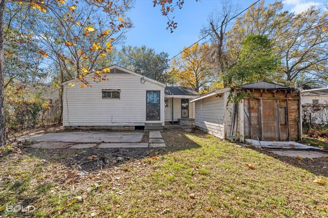 Building Photo - 2754 Lakehurst Ave