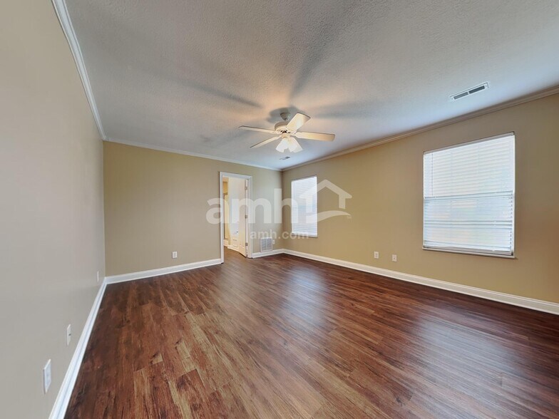 Building Photo - 8209 Jade Tree Ln