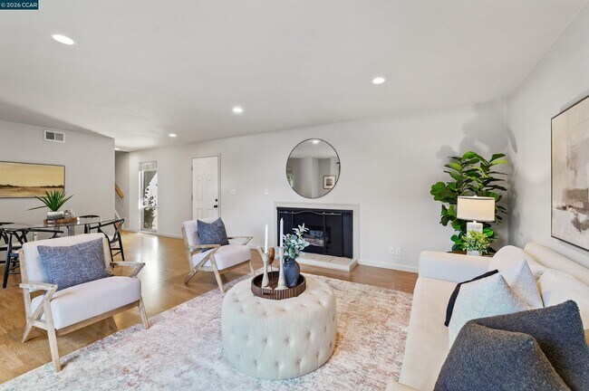 Building Photo - 1746 Candelero Ct