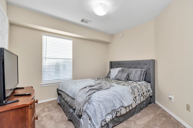 Building Photo - 25251 Bentley Glen Ln