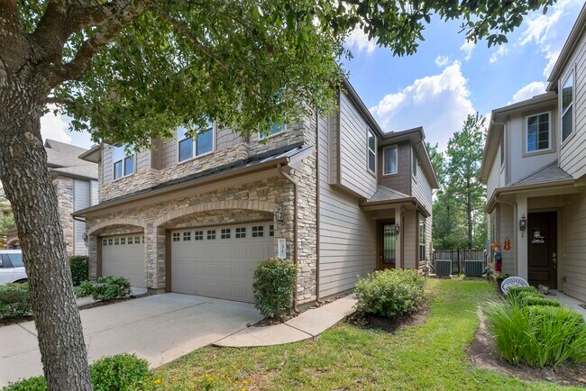 Building Photo - 31 Aventura Pl