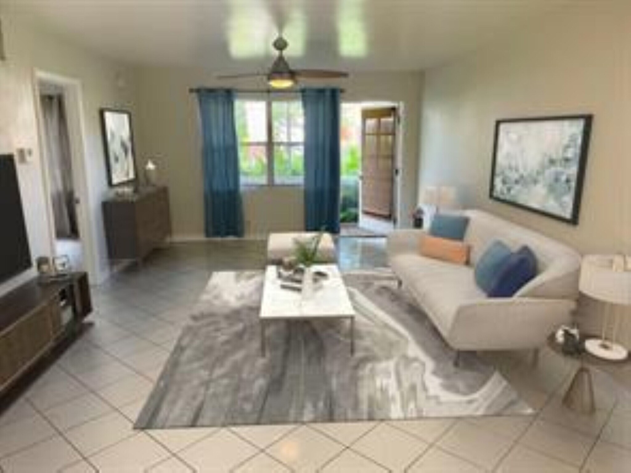 Building Photo - 140 NE 19th Ct