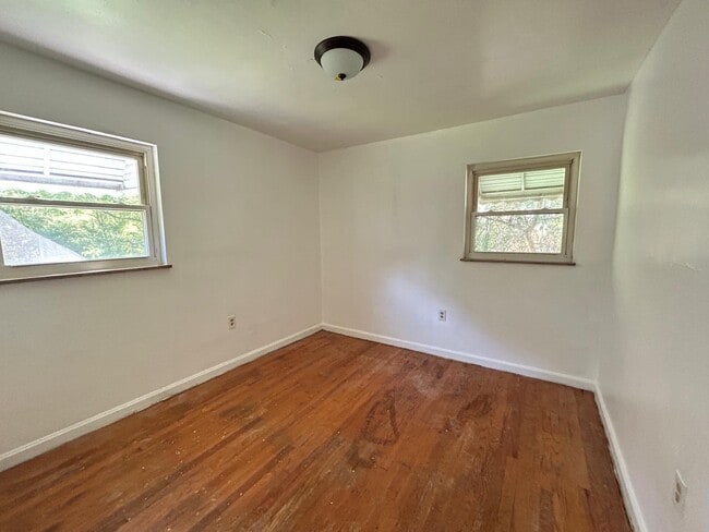 Building Photo - 3543 Sedler St