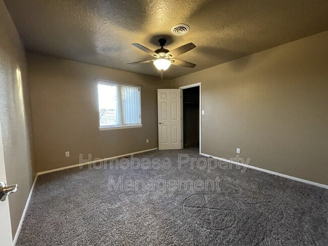 Building Photo - 1053 County Rd 3000