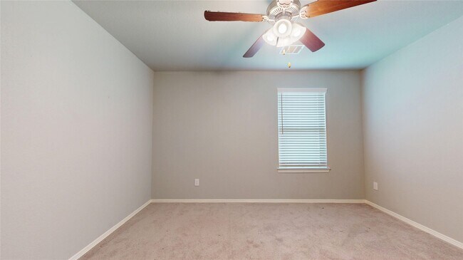 Building Photo - 24702 Crimson Pine Dr