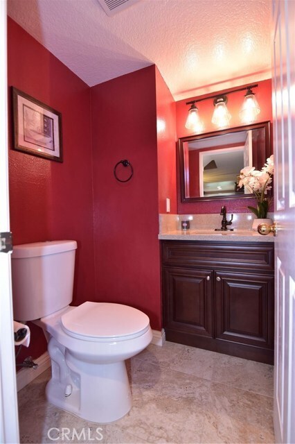 Building Photo - 3649 Cottonwood Cir