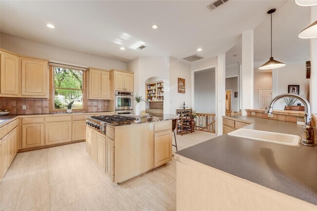 Building Photo - 20701 Adobe Trail