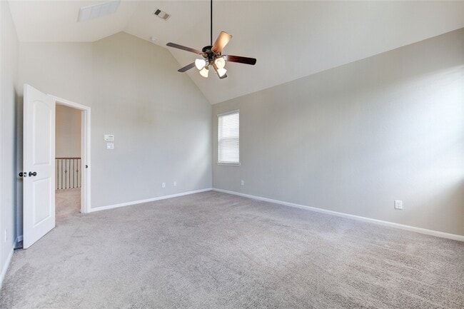 Building Photo - 12130 La Strada St