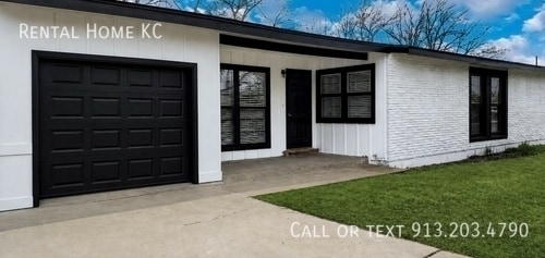 Building Photo - 9427 Gillette St