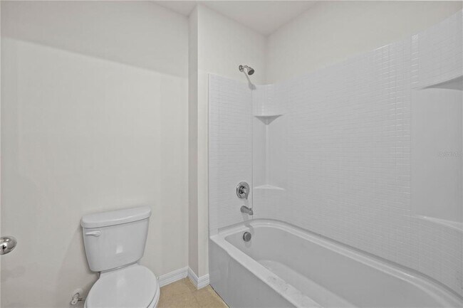 Building Photo - 817 Sheen Cir