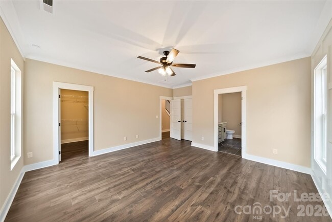 Building Photo - 820 N Rocky River Rd