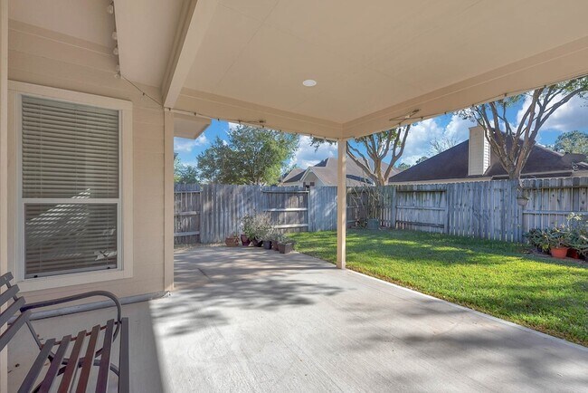 Building Photo - 3514 Azalea Sands Dr