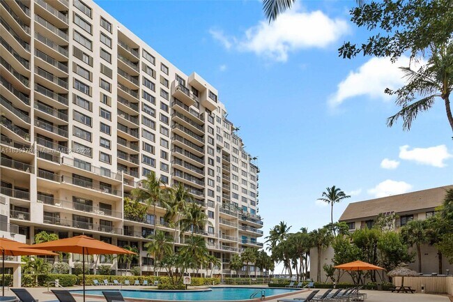 Building Photo - 540 Brickell Key Dr