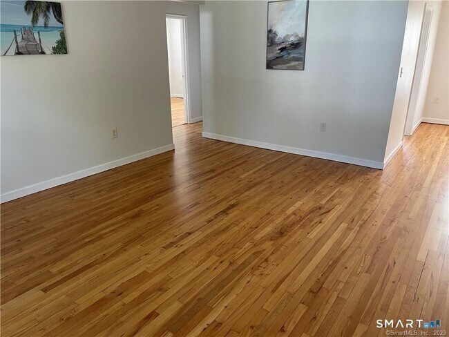 Building Photo - 50 Mencel Cir