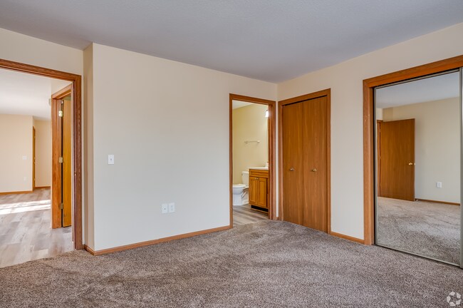 Building Photo - Modern 2-Bed/2-Bath Condo Style Apartments...