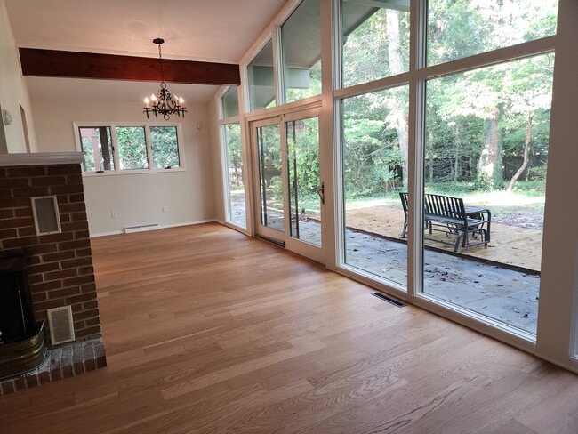 Building Photo - 13231 Lenfant Dr