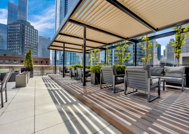 Building Photo - 512 N McClurg Ct