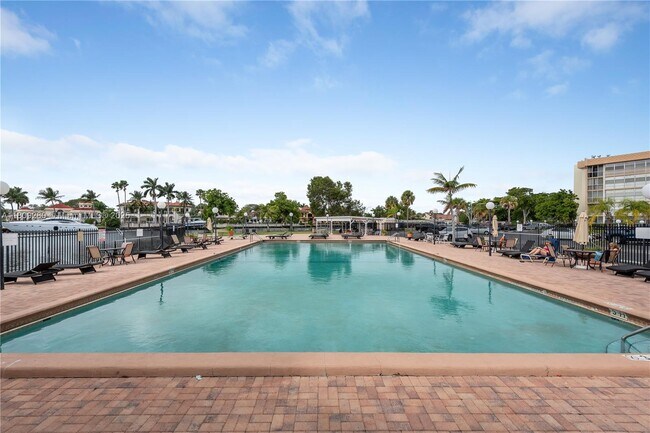 Building Photo - 601 Three Islands Boulevard