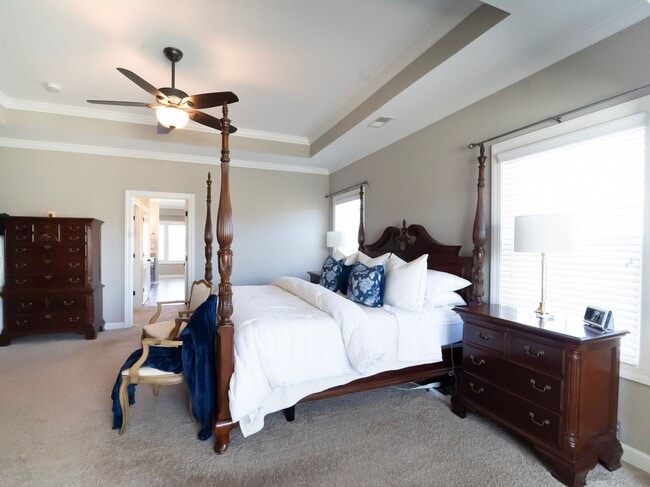 Building Photo - Elegant Richmond Hill Home with Screened Patio & Lagoon Views