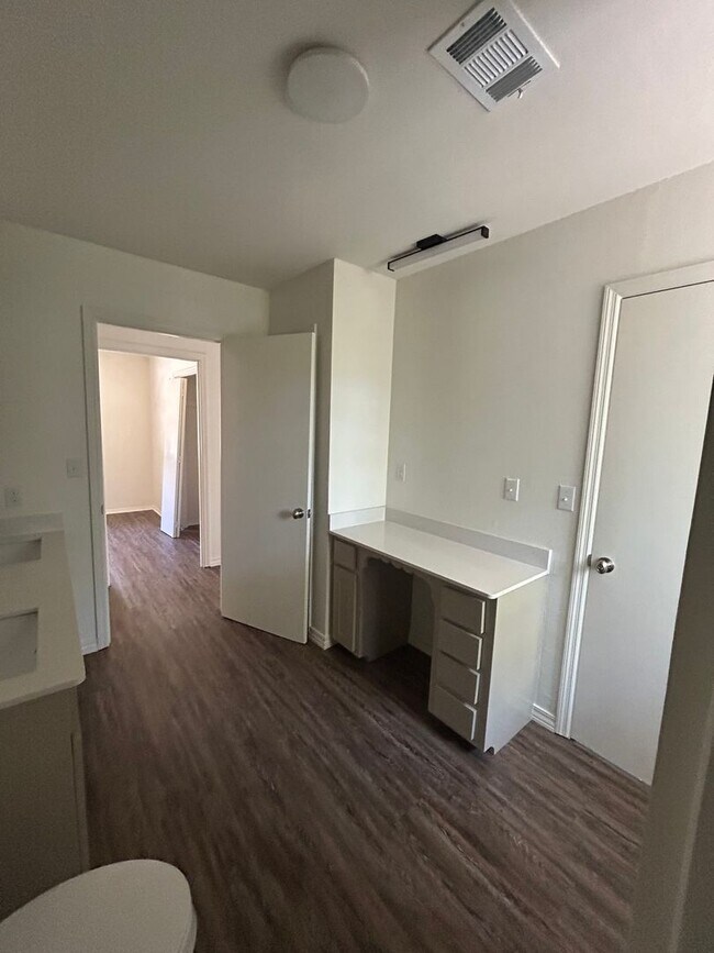Building Photo - 3120 AR-27