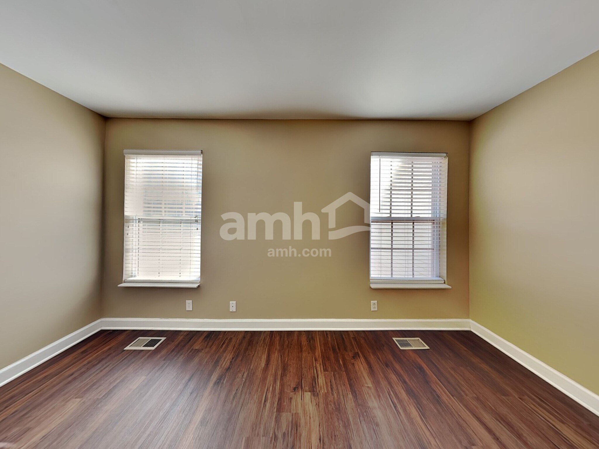 Building Photo - 112 Settlers Way