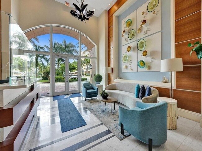 Building Photo - 625 Casa Loma Blvd