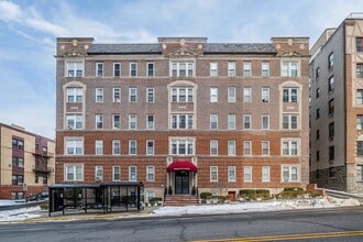 Building Photo - 6045 JFK Blvd E