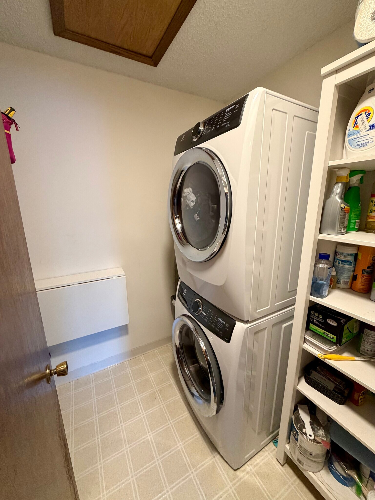 Building Photo - 3720 Independence Ave S