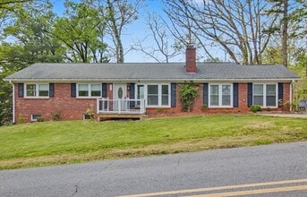 Building Photo - 415 Mountain View Rd