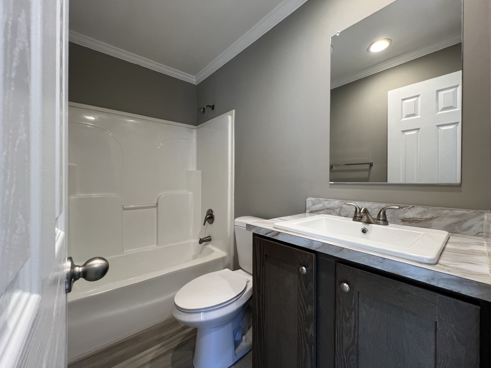 Building Photo - 71 W Sourwood Dr