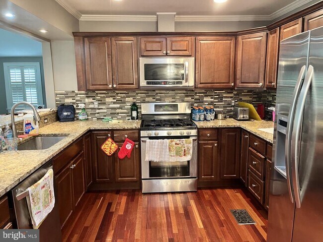 Building Photo - 7908 Jansen Ct