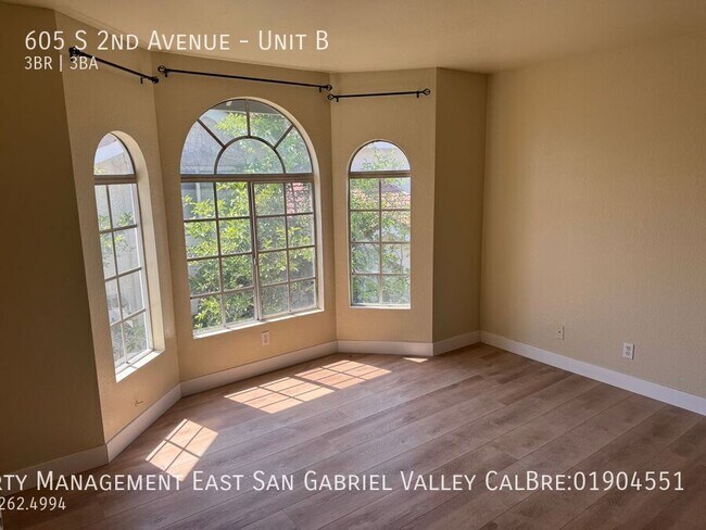 Building Photo - 605 S 2nd Ave