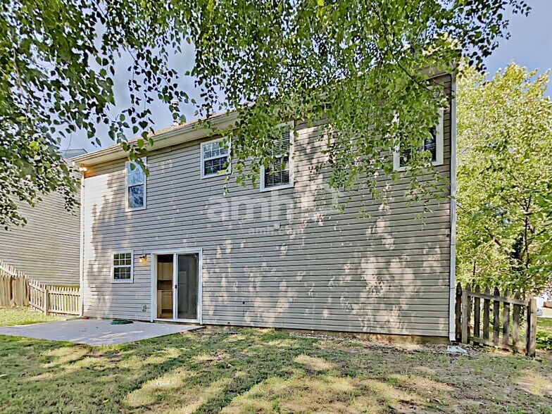 Building Photo - 3145 Sentinel Pky