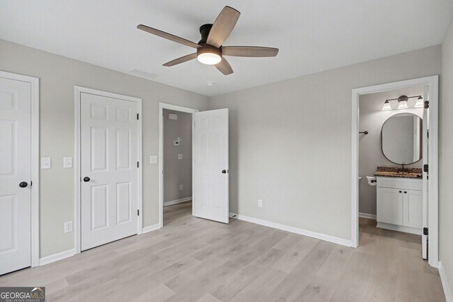 Building Photo - 3907 Lauada Dr