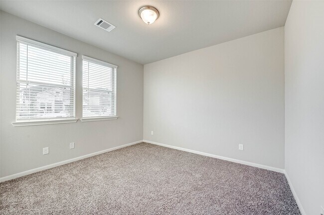 Building Photo - 6110 Scott Way