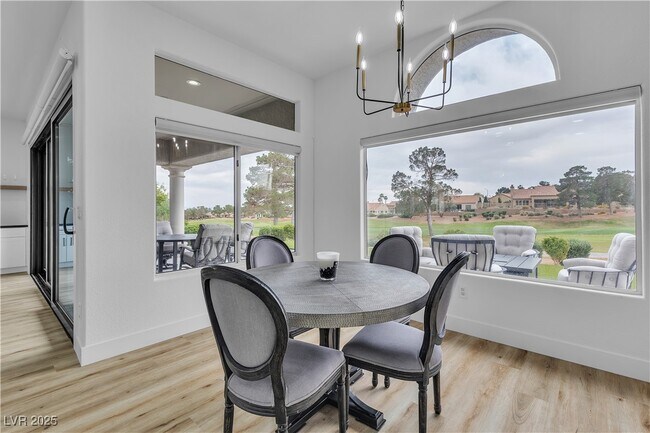 Building Photo - 9513 Villa Ridge Dr